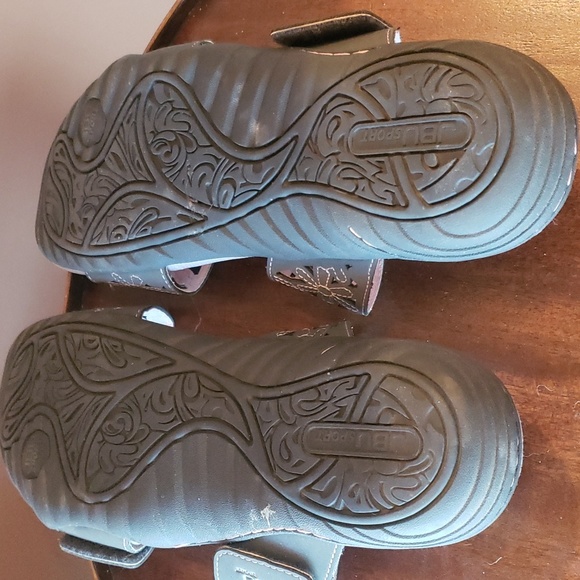 JBU Sandals - Picture 4 of 6